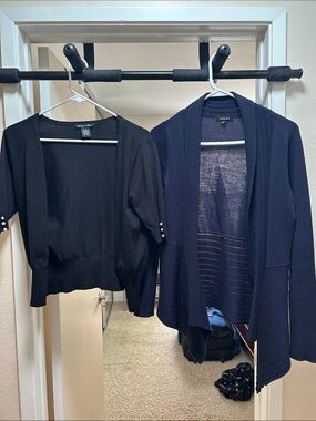 Audrey & Grace Cropped Open-Front Cardigan with Pearl Button & Verve Ami set